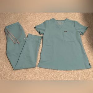 Figs Yola pants XS, Caterina top XS